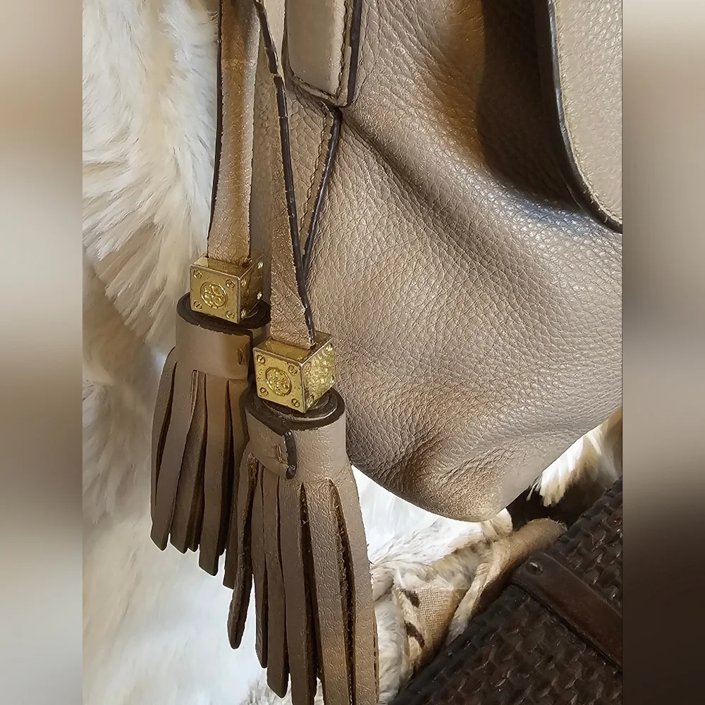 Tory Burch Gray Leather Crossbody Bag - Picture 3 of 13